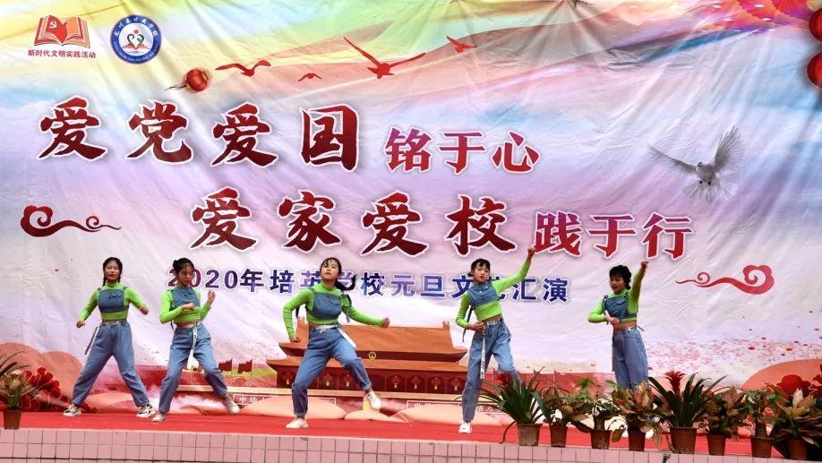 「冷知识分享平台玄关贴什么地砖更好看?,揭秘你不知道的世界」